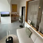 Het Klaslokaal In De Oude School Met Tuin * 海尔伦