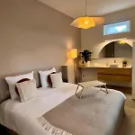 Het Klaslokaal In De Oude School Met Tuin 公寓 *