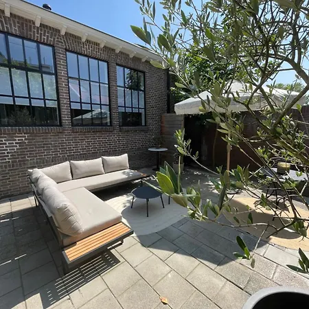 Het Klaslokaal In De Oude School Met Tuin