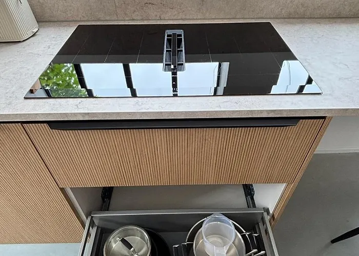 Het Klaslokaal In De Oude School Met Tuin شقة هيلين