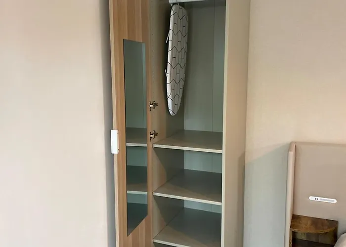 Het Klaslokaal In De Oude School Met Tuin *