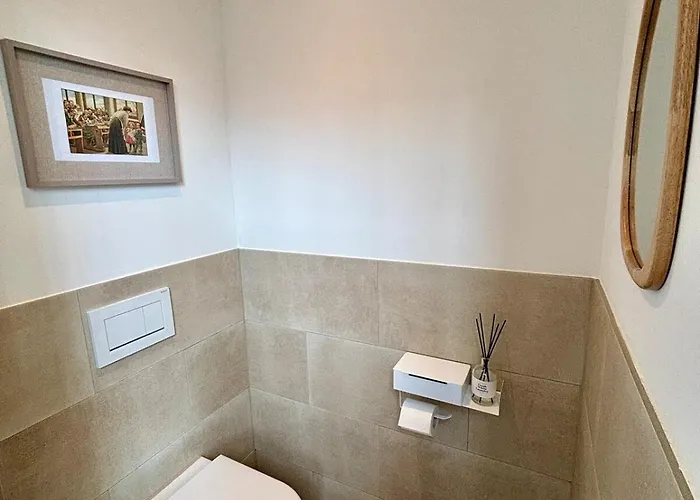 Lejlighed Het Klaslokaal In De Oude School Met Tuin Heerlen