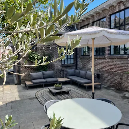 Het Klaslokaal In De Oude School Met Tuin Lejlighed *